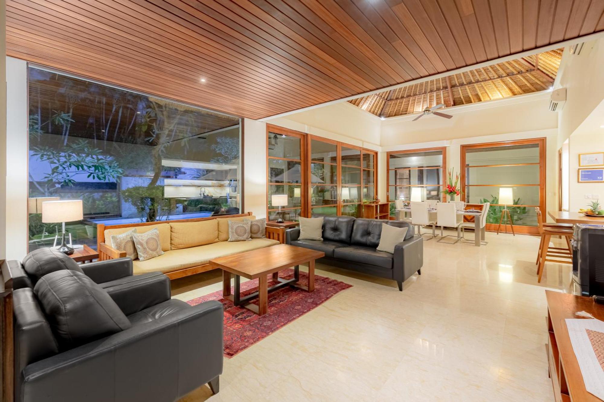 Villa Dorado - Steps From Jimbaran Beach Exterior photo