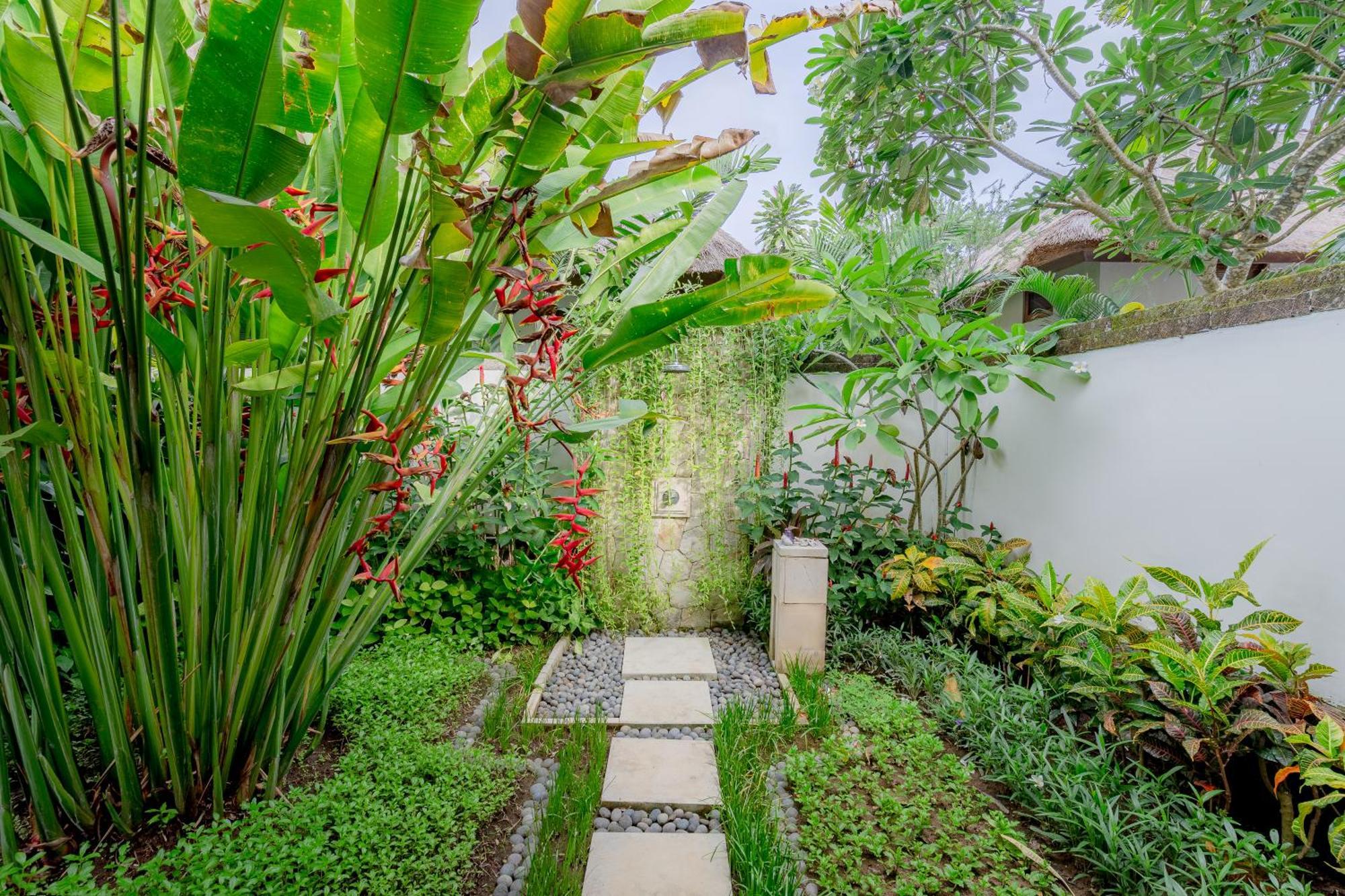 Villa Dorado - Steps From Jimbaran Beach Exterior photo