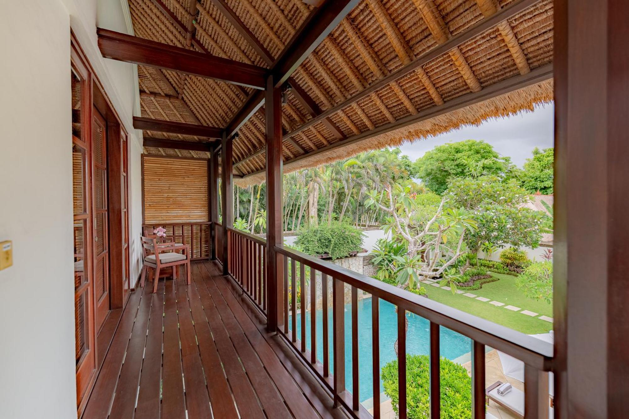 Villa Dorado - Steps From Jimbaran Beach Exterior photo
